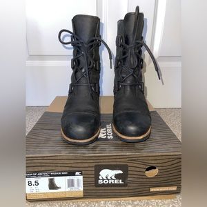 Sorel Joan Of Arctic Wedge Mid Black size: 8.5